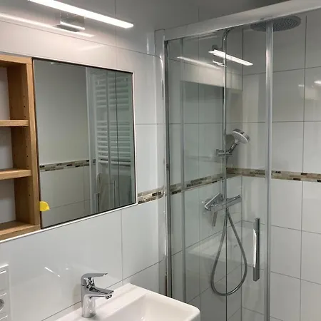 Schoene 1-zimmer-wohnung In Der Altstadt Apartment