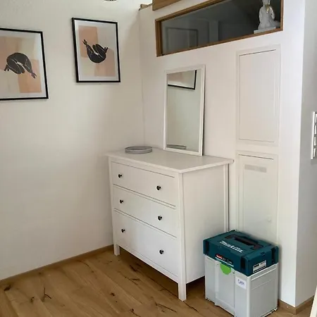 Schoene 1-zimmer-wohnung In Der Altstadt Apartment